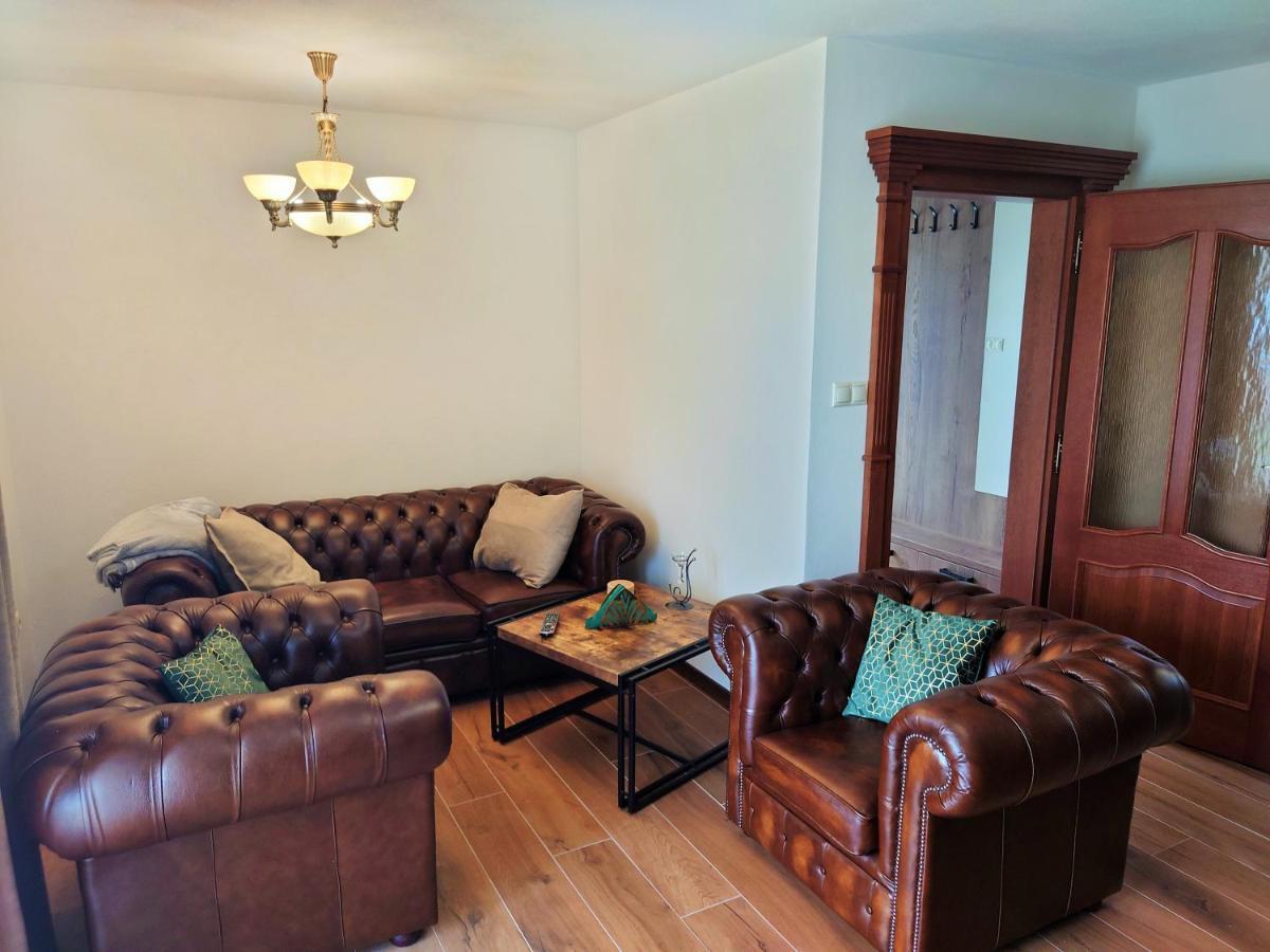 Heľpa 卢卡斯旅馆酒店 外观 照片