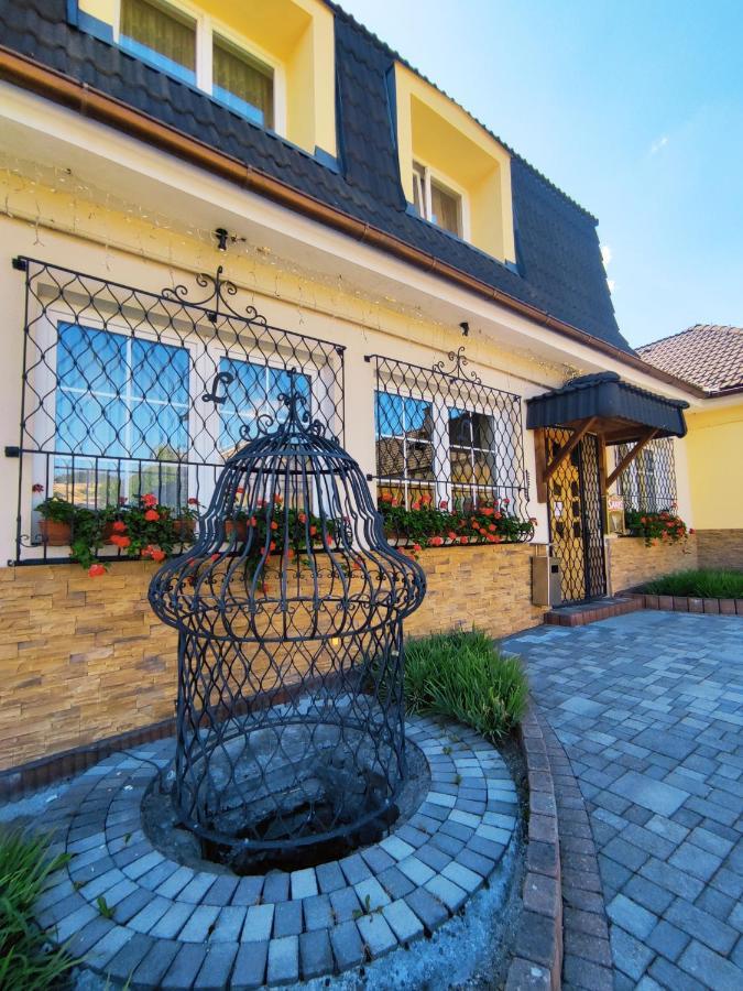 Heľpa 卢卡斯旅馆酒店 外观 照片