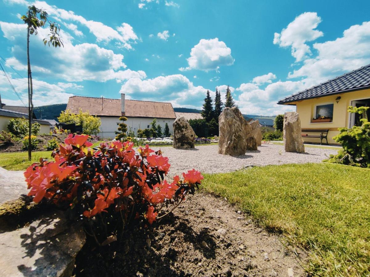 Heľpa 卢卡斯旅馆酒店 外观 照片