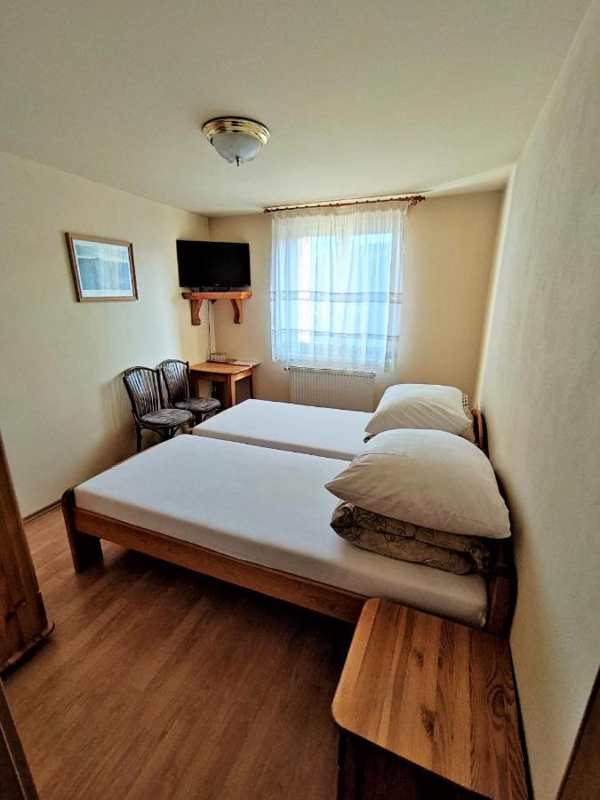 Heľpa 卢卡斯旅馆酒店 外观 照片